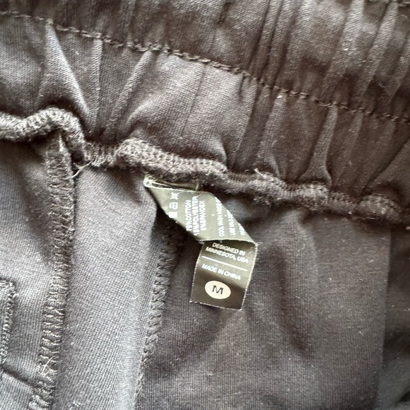 NWOT Three Nails - Women’s Essential Jogger - Size Med - BLACK - Picture 5 of 6
